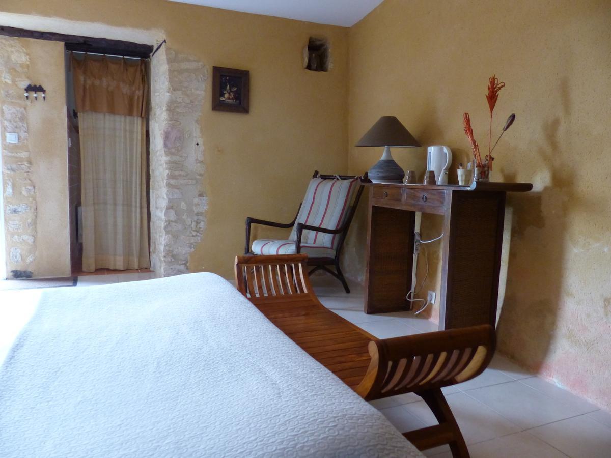 Chambres D'Hotes Les Boudines Saint-Germain-de-Belvès Rom bilde