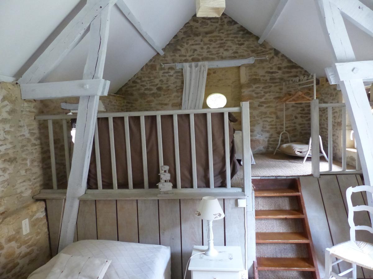 Chambres D'Hotes Les Boudines Saint-Germain-de-Belvès Rom bilde
